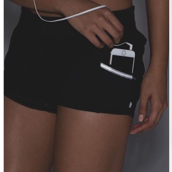 NWOT | Lululemon | Sky Run By Shorts | Sz 10 - Picture 13 of 13